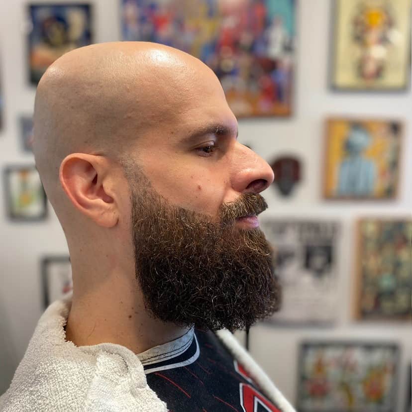 Detailed-Beard-trim